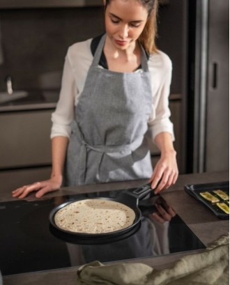 Tigaie plata non-aderenta cu maner detasabil, 28 cm, Cook and Space - GUZZINI